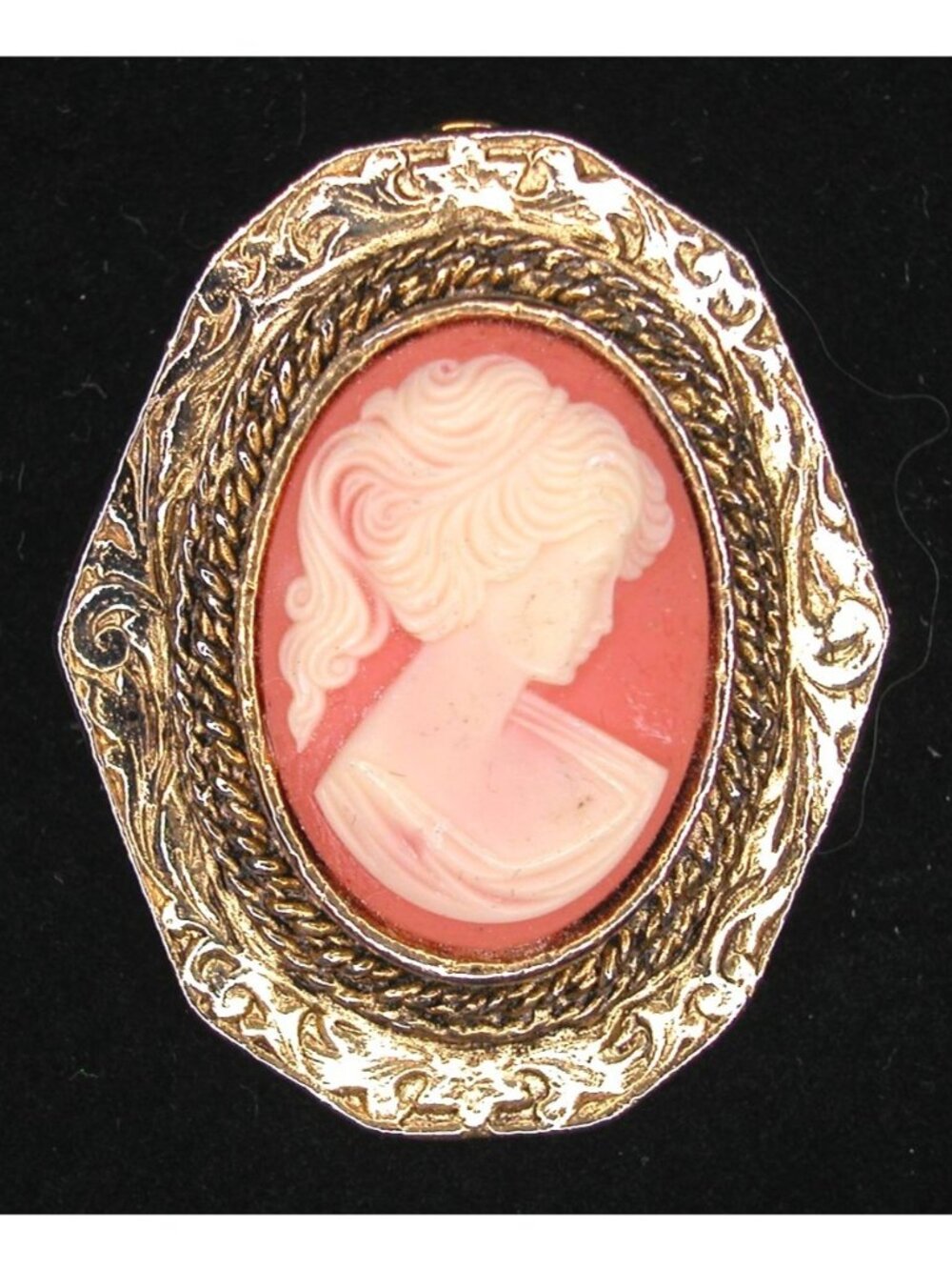 Vintage Cameo Brooch & Pendant, PERI